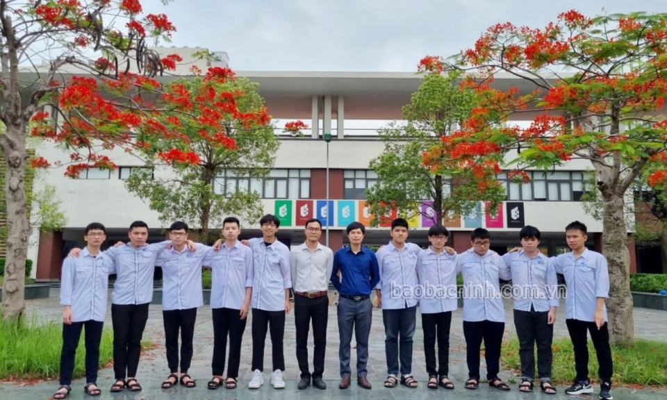 10/10 học sinh THPT Chuyên Bắc Ninh dự thi đạt giải Olympic Toán học học sinh, sinh viên toàn quốc lần thứ 28
