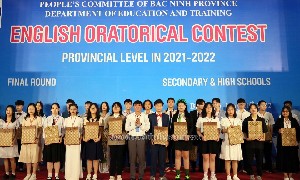 31 thí sinh dự thi hùng biện Tiếng Anh cấp tỉnh năm học 2021-2022
