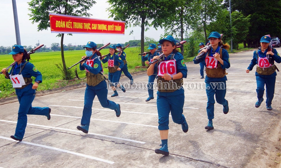 Hội thao Trung đội Dân quân cơ động thành phố Từ Sơn