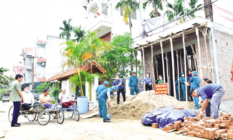 Dân quân tự vệ Thuận Thành  đẩy mạnh công tác dân vận
