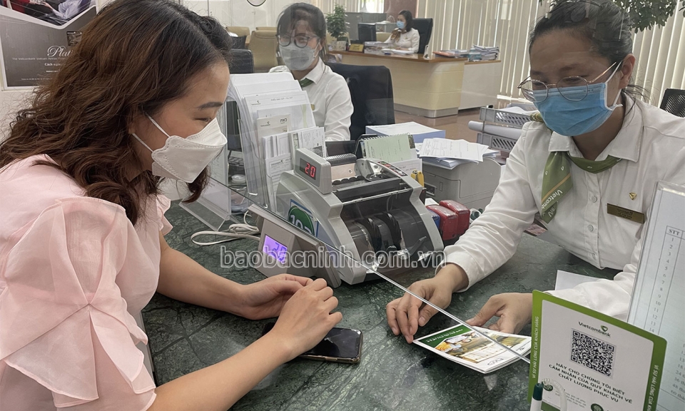 Đẩy mạnh chuyển đổi số,  gia tăng các dịch vụ tiện ích