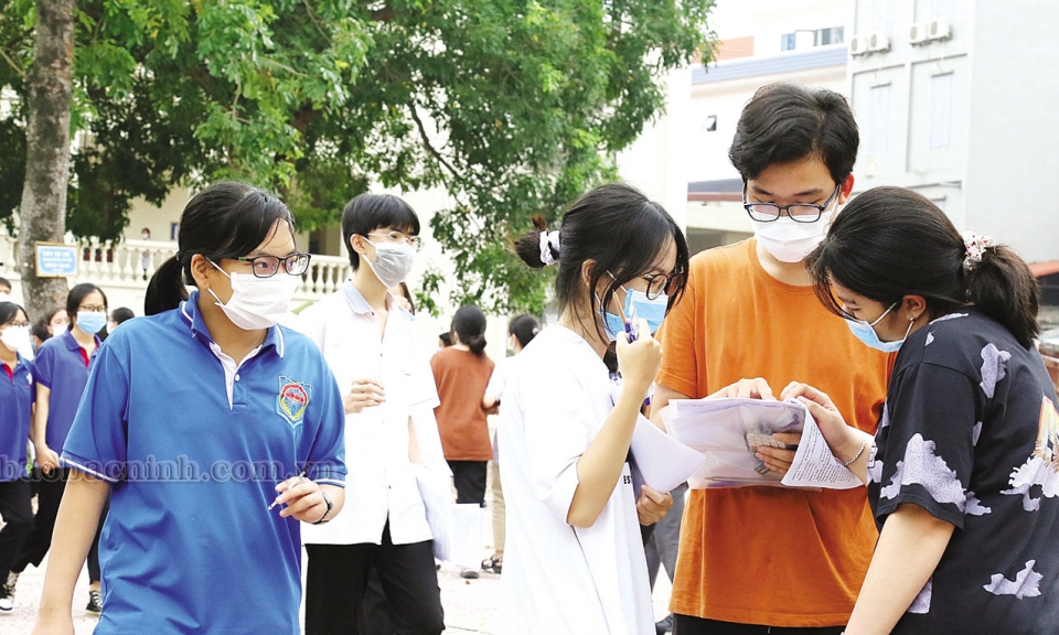 Gần 1.500 thí sinh dự thi vào THPT Chuyên Bắc Ninh