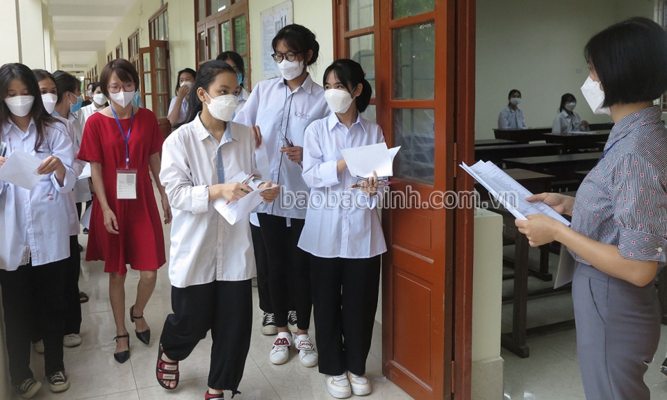 Hoàn thành kỳ thi vào 22 trường THPT công lập không chuyên