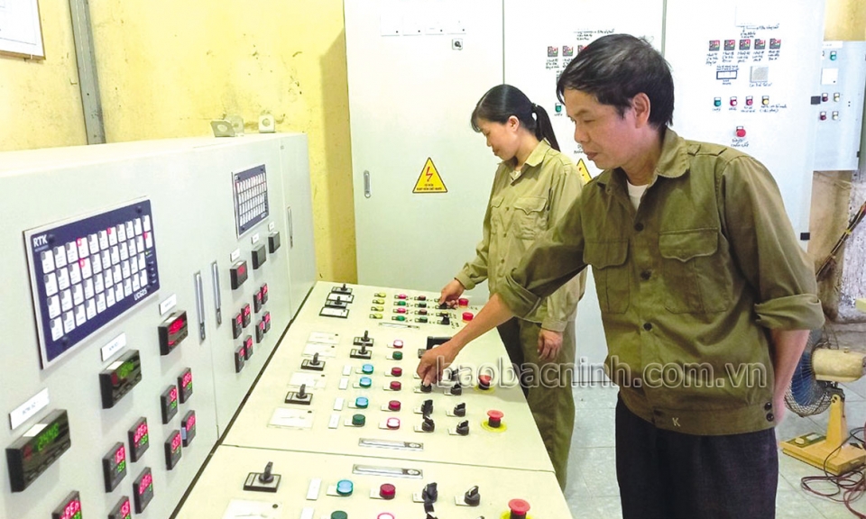 Xí nghiệp KTCTTL Quế Võ  chủ động tiêu úng
