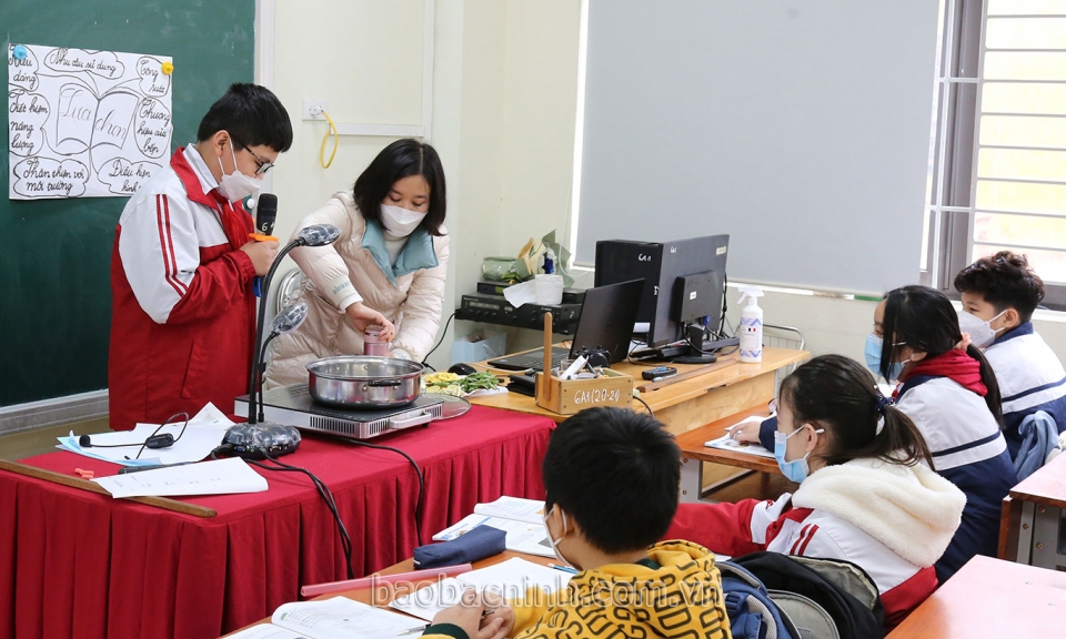 Góp phần thúc đẩy  phong trào thi đua “2 tốt”