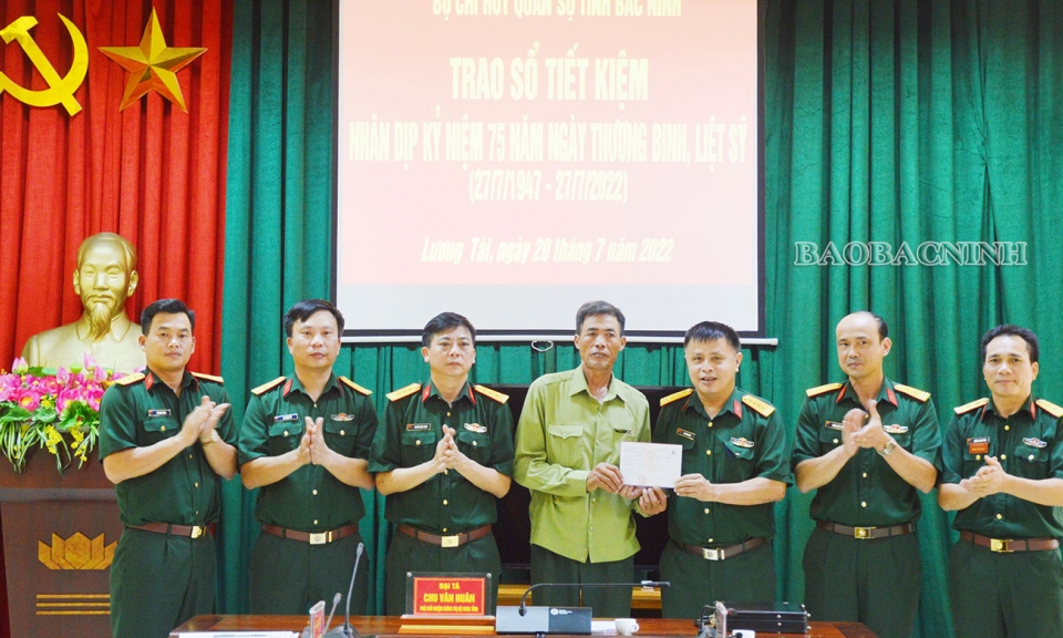 Nhiều hoạt động “Đền ơn, đáp nghĩa” của lực lượng vũ trang tỉnh