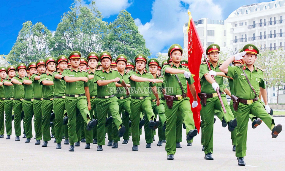 Lực lượng Cảnh sát nhân dân Công an  tỉnh Bắc Ninh “Mưu trí, dũng cảm, vì nước vì dân, quên thân phục vụ”