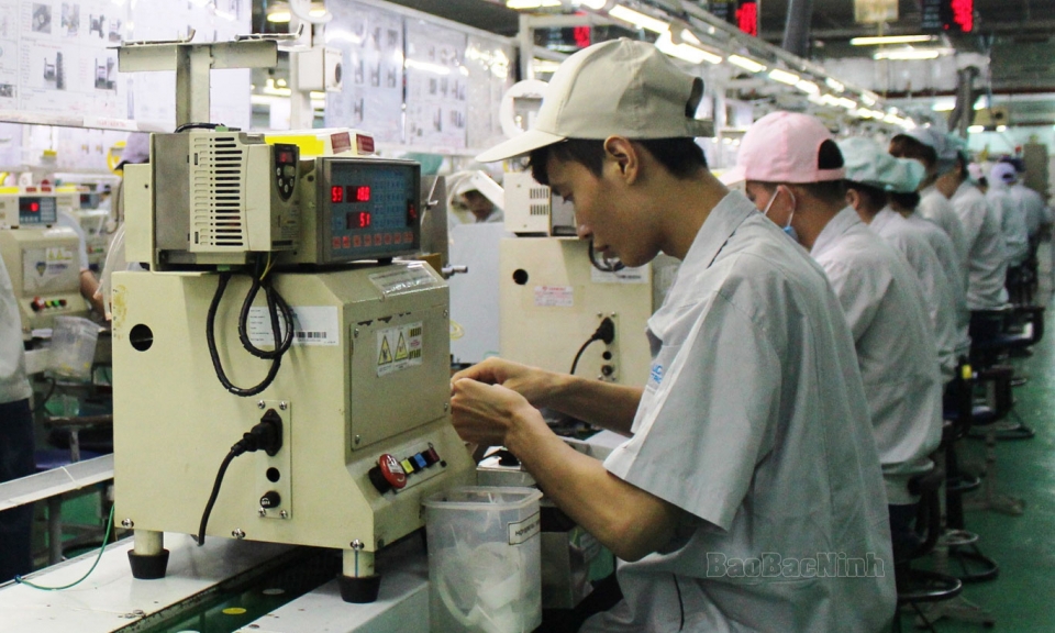 Chỉ số sản xuất công nghiệp tháng 8 tăng gần 20% so tháng trước
