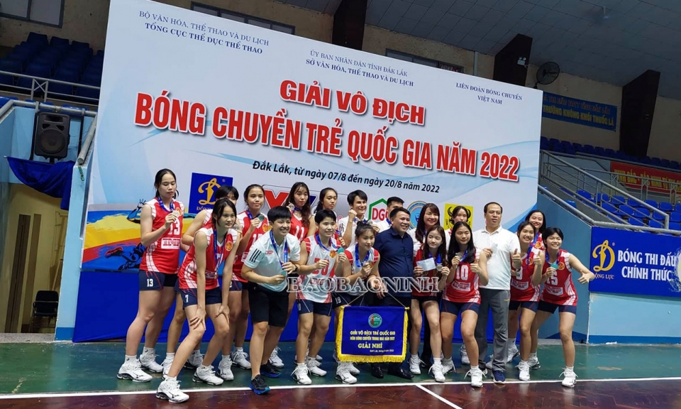 Đội bóng chuyền trẻ Kinh Bắc - Bắc Ninh giành giải Nhì tại Giải vô địch Bóng chuyền trẻ quốc gia năm 2022