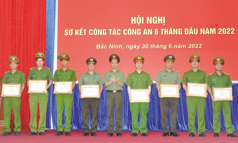 Giữ vững an ninh trật tự vì sự phát triển chung