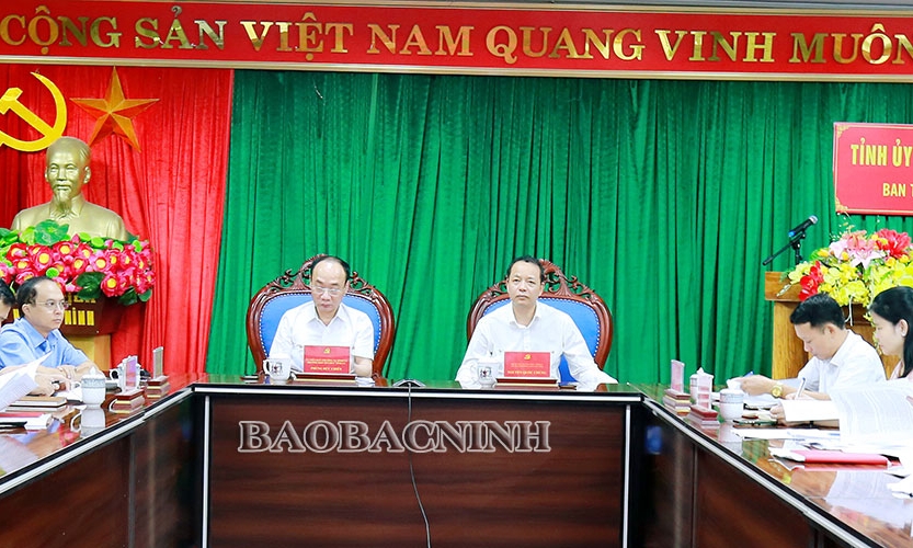 Quán triệt, triển khai thực hiện các văn bản mới của Trung ương về công tác tổ chức xây dựng Đảng