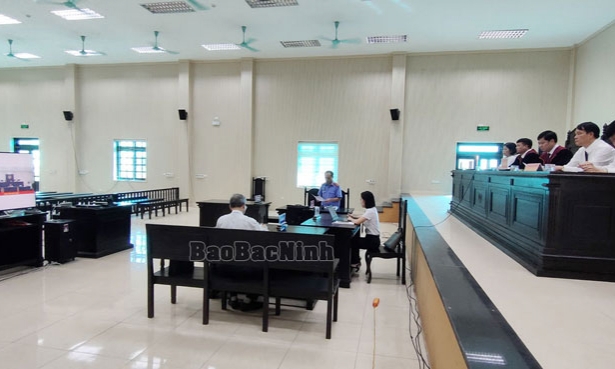 Khắc phục khó khăn để tổ chức các phiên tòa trực tuyến theo Nghị quyết số 33  của Quốc hội khóa XV