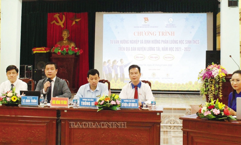 Lương Tài tăng cường tư vấn hướng nghiệp, phân luồng  học sinh sau THCS