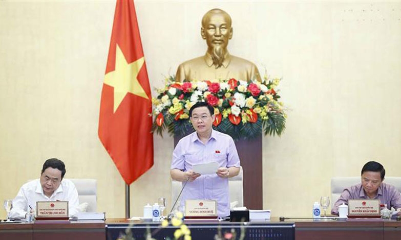 Khai mạc Phiên họp chuyên đề tháng 9 của Ủy ban Thường vụ Quốc hội