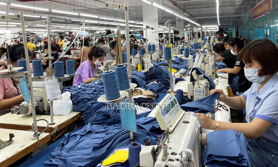 Dư nợ tín dụng tập trung vào các lĩnh vực sản xuất