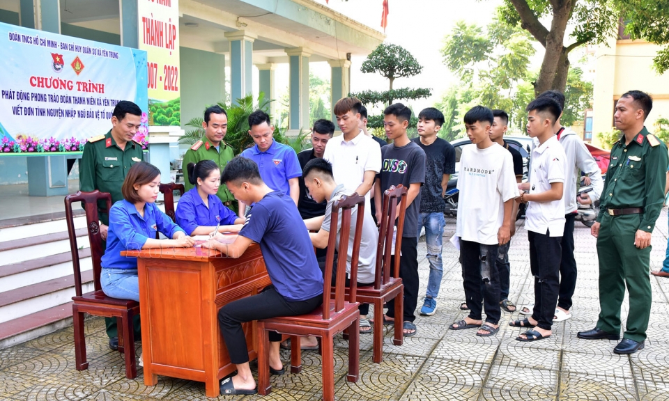 Phát động phong trào viết đơn tình nguyện nhập ngũ
