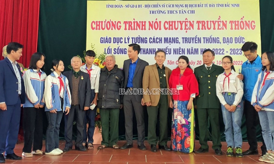 Giáo dục lý tưởng cách mạng, truyền thống, đạo đức, lối sống cho học sinh trường THCS Tân Chi