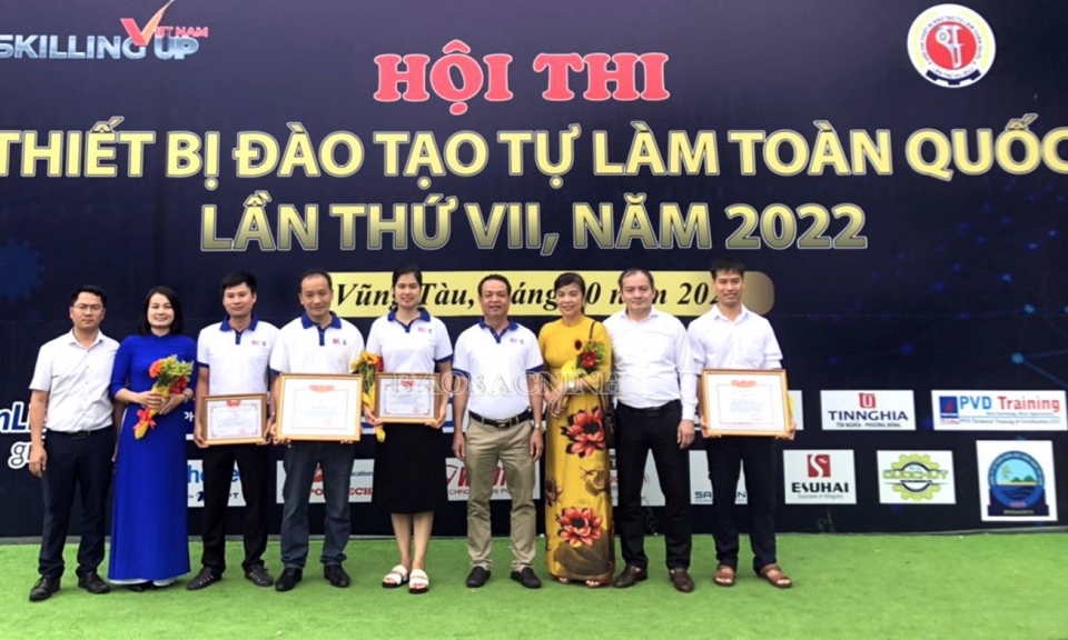 Bắc Ninh: 6/6 sản phẩm đạt giải tại Hội thi thiết bị đào tạo tự làm toàn quốc năm 2022