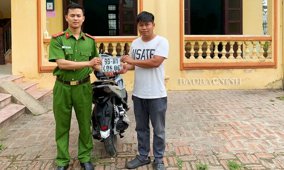 Thêm 34 Công an cấp xã đủ điều kiện đăng ký xe máy
