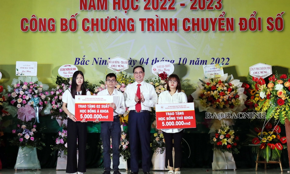 Trường Cao đẳng Công nghiệp Bắc Ninh khai giảng năm học 2022-2023 và công bố chương trình chuyển đổi số