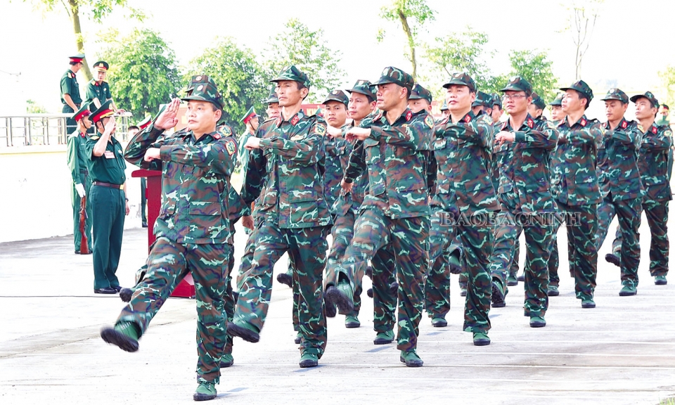 Rèn luyện kỷ luật,  xây dựng nền nếp chính quy