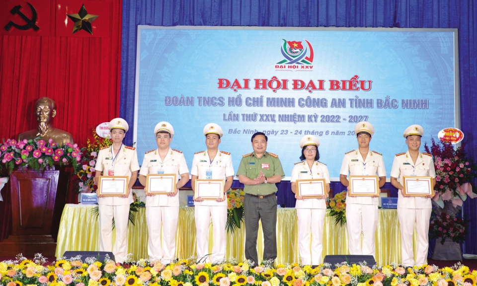 Tuổi trẻ Công an tỉnh xung kích  bảo đảm an ninh trật tự
