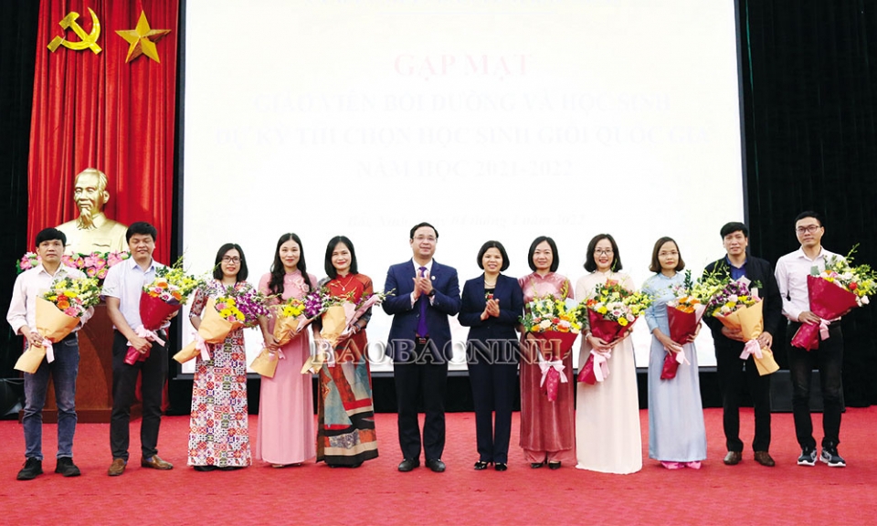 Tự hào nhà giáo miền Quan họ
