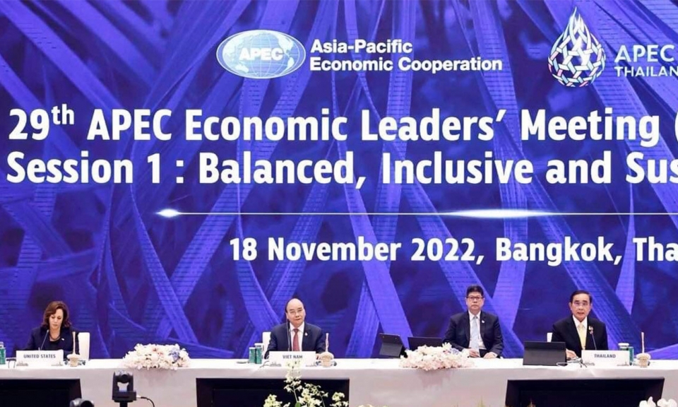 Chủ tịch nước Nguyễn Xuân Phúc nêu 3 yếu tố bảo đảm tăng trưởng cân bằng cho các nền kinh tế APEC