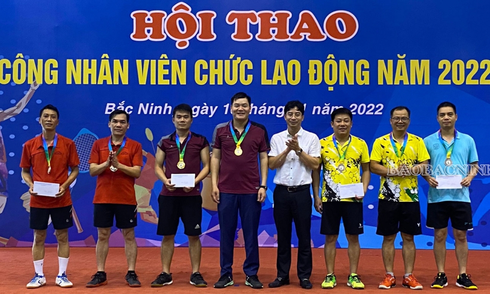 Hội thao kỷ niệm 77 năm truyền thống ngành Nông nghiệp