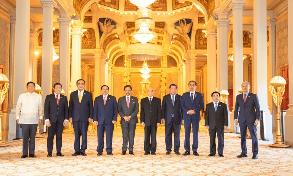 Thủ tướng Phạm Minh Chính bắt đầu các hoạt động tại Hội nghị cấp cao ASEAN