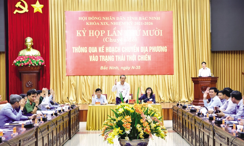 Luyện tập vận hành cơ chế trong diễn tập khu vực  phòng thủ tỉnh