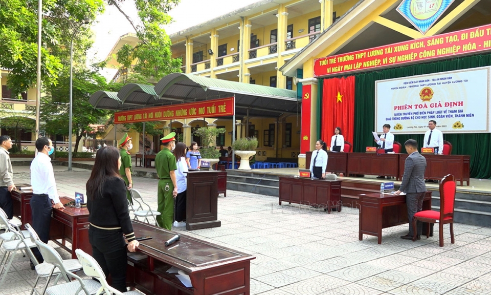 Tuyên truyền phổ biến pháp luật về giao thông đường bộ