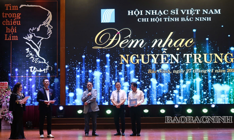 Đêm nhạc Nguyễn Trung - "Tìm trong chiều hội Lim"