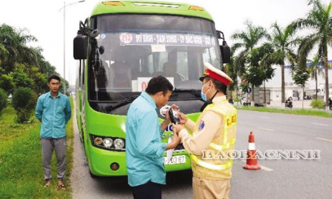Đồng bộ các giải pháp bảo đảm ATGT cuối năm