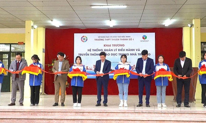 Trường THPT Thuận Thành số 1 khai trương “Hệ thống quản lý điều hành và truyền thông giáo dục trong nhà trường”