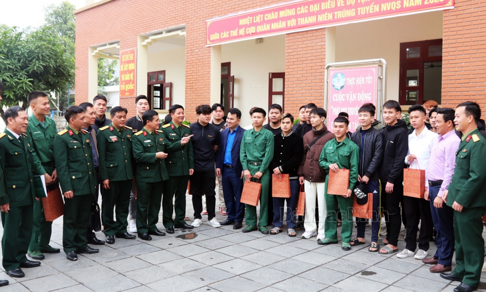 Đẩy mạnh tuyên truyền công tác  tuyển chọn và gọi công dân nhập ngũ