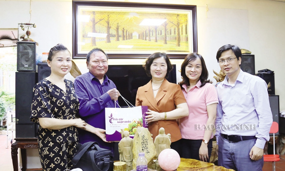 Hiệu trưởng trứ danh và cuộc hạnh ngộ sau nửa thế kỷ