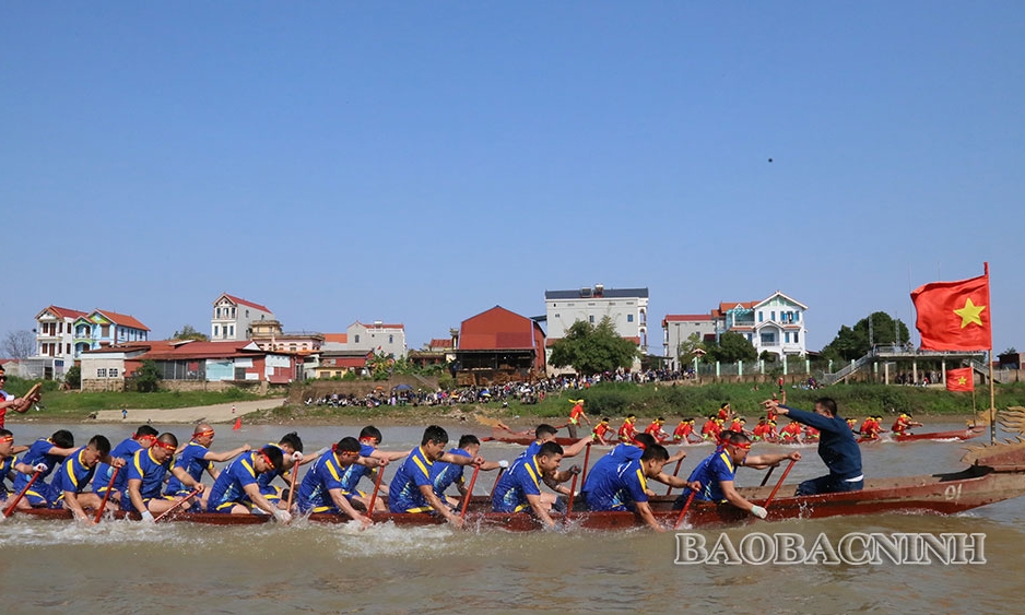 Hội thi bơi chải trên sông Cầu hưởng ứng Festival “Về miền Quan họ - 2023”