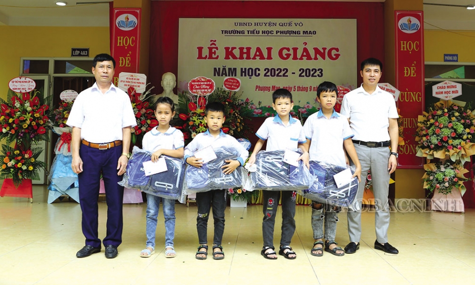 Nêu gương ở Đảng bộ  xã Phượng Mao