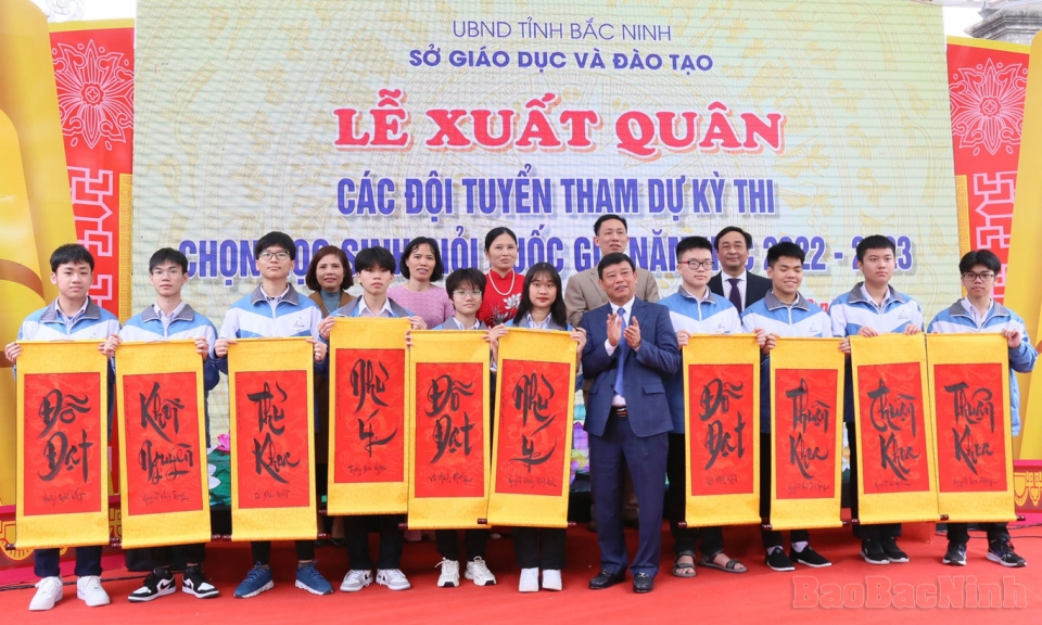 Lễ xuất quân các đội tuyển dự thi chọn học sinh giỏi quốc gia năm 2023