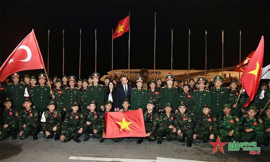 Đoàn Quân đội nhân dân Việt Nam lên đường sang hỗ trợ Thổ Nhĩ Kỳ khắc phục hậu quả động đất