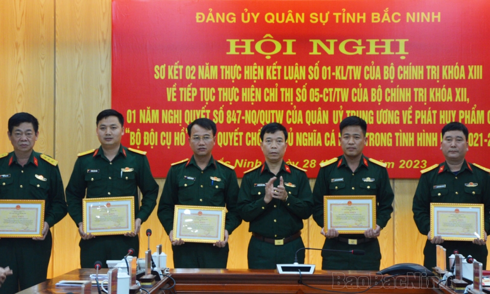 Đảng ủy Quân sự tỉnh sơ kết 2 năm học và làm theo Bác