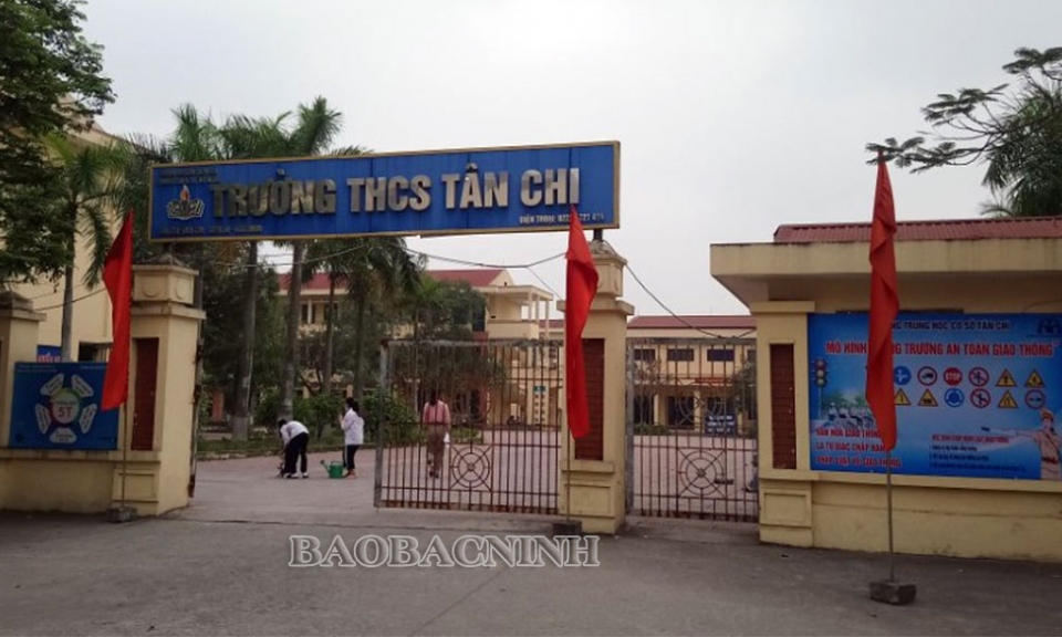 Trường THCS Tân Chi được chọn làm điểm xây dựng mô hình “Cổng trường An toàn giao thông”