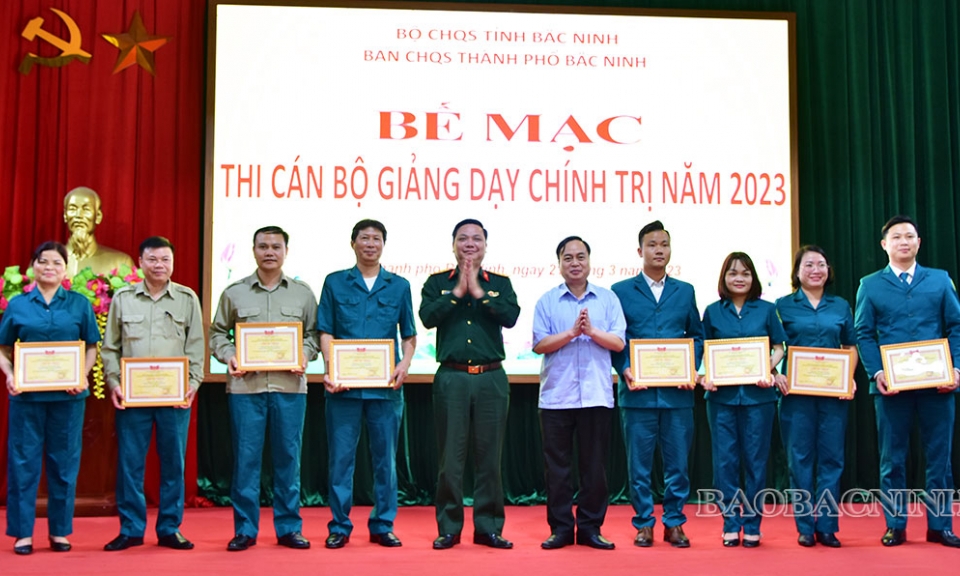 17 thí sinh đạt cán bộ giảng dạy chính trị giỏi
