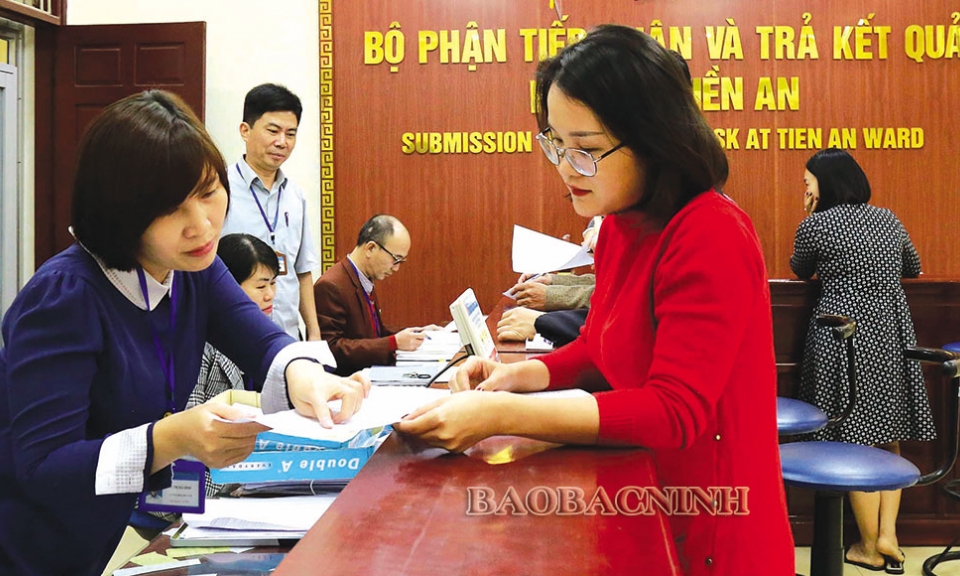 Đề cao trách nhiệm nêu gương  để dân tin, Đảng mạnh