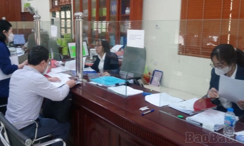 Thuận Thành phấn đấu đạt hơn 98% các thủ tục hành chính được giải quyết sớm và đúng hạn