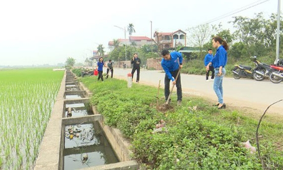 ĐVTN huyện Thuận Thành trồng và chăm sóc 1.000 cây xanh trong Tháng thanh niên