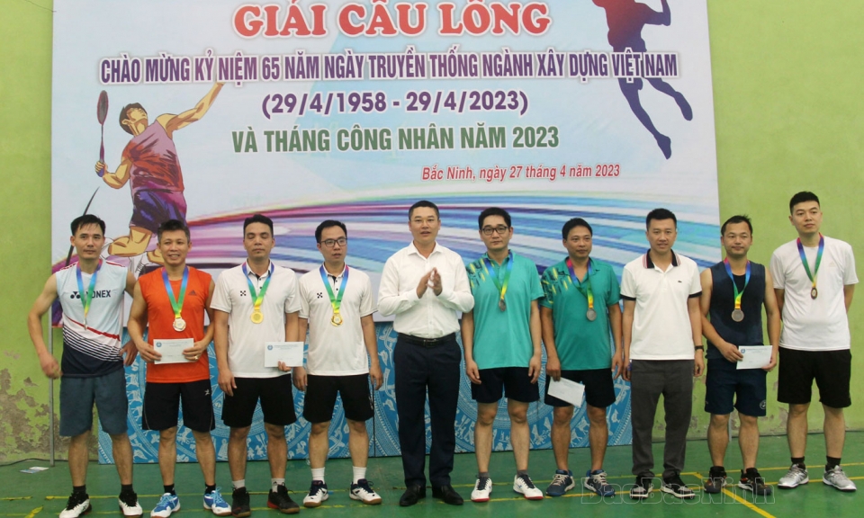 Giải cầu lông kỷ niệm 65 năm ngành Xây dựng Việt Nam