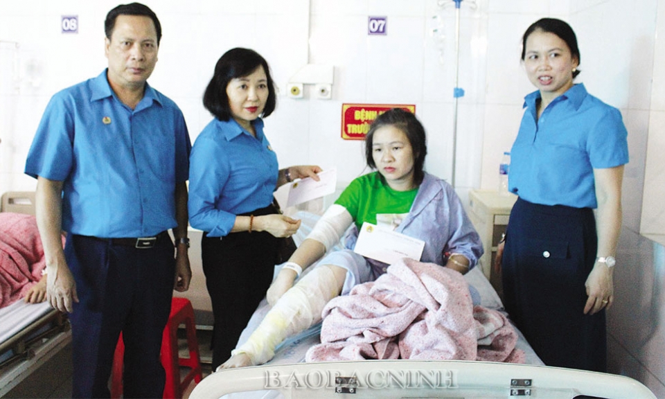 Kết nối công nhân, xây dựng tổ chức