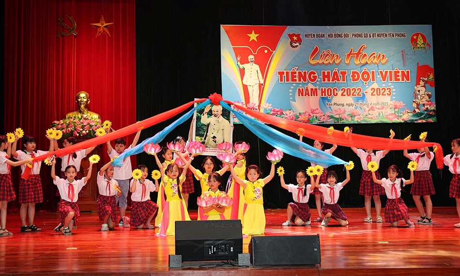 Liên hoan Tiếng hát đội viên huyện Yên Phong năm học 2022-2023